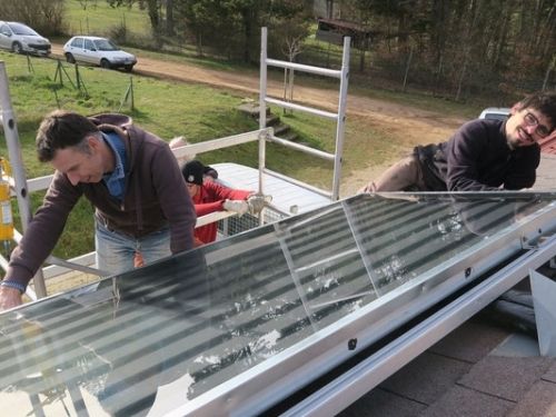 Installation de capteurs solaires thermiques