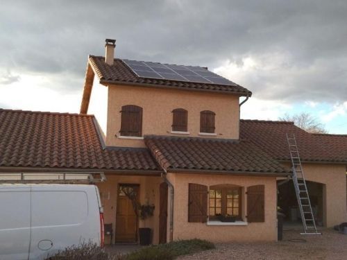 installation photovoltaique 6kw en autoconsommation avec revente du surplus à CELLES-SUR-DUROLLE dans le 63(puy de dôme)