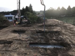 Soubassement maison paille