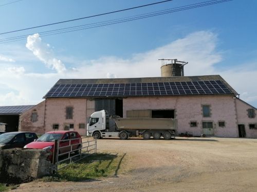 installation photovoltaique 27 kw en vente totale à crux la ville dans la nièvre