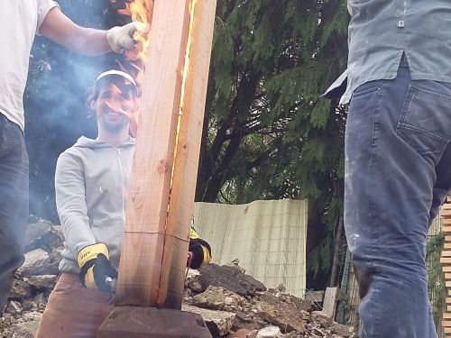 Formation Shou sugi ban à l'atelier du Hêtre