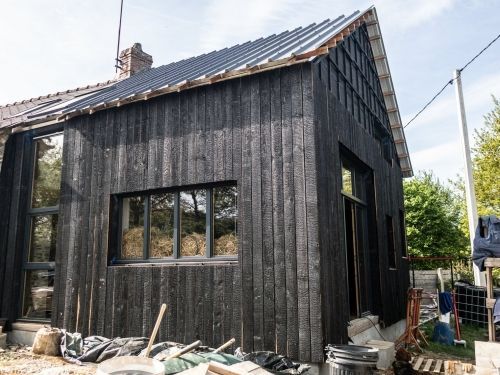 Atelier bois brûlé chez Réjane et Mathieu (extension)