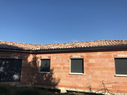 Réalisation d'une installation électrique en kit prêt-à-poser