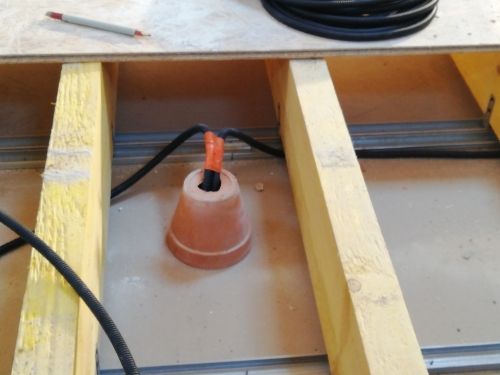 Pose d'une installation électrique - Maison en rénovation