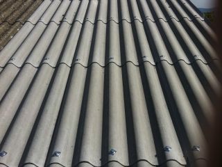 Rénovation d'une toiture en fibro-ciment 