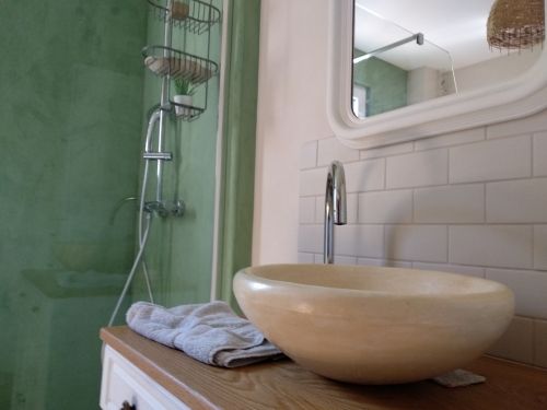 Douche et vasque en Tadelakt