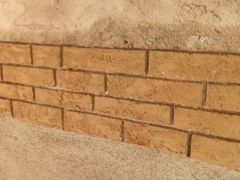 Fausses briques en Chaux-Platre