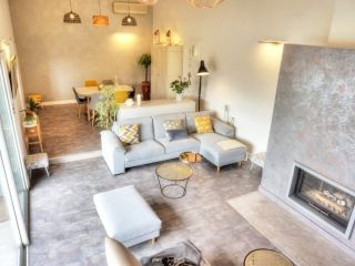 RENOVATION ECOLOGIQUE D'UNE GRANGE EN PROVENCE