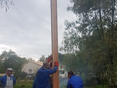 Chantier formation bois brûlé chez Julien et Sarah
