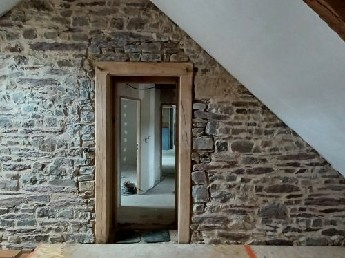 Création ouverture mur porteur 70cm Ep avec pose carré bois Chêne