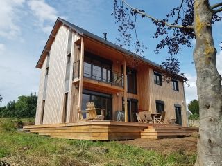 MAISON BOIS Dans le BESSIN (14)