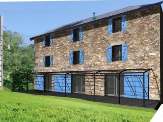 Réhabilitions d'un corps de ferme avec création d'un logement familial dans un ecohameau.