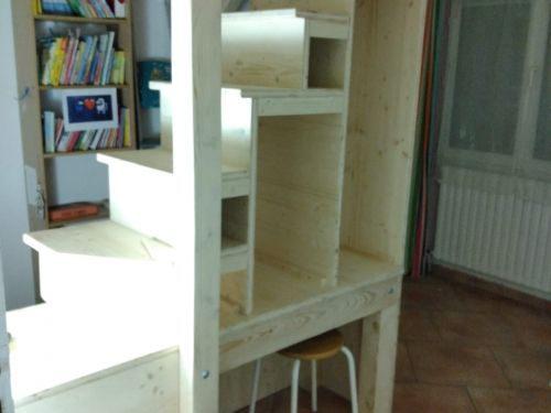mezzanine lit avec escalier meuble