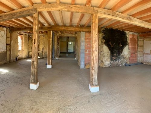 Dalle à la chaux sur hérisson isolant