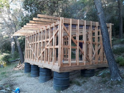 Local de conservation maraichère, ossature et plancher terre-paille