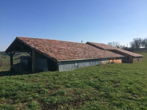 Rénovation de la couverture d'une maison d'habitation