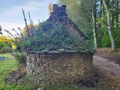 Jointoiement chaux naturelle sur fournil