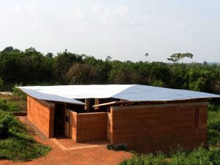 Bibliothèque en pisé