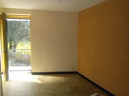 Peinture au fromage blanc et enduits terre et chaux