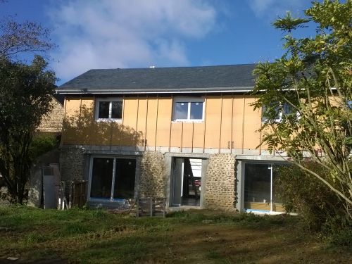 Réhabilitation d'une grange en habitation avec surélévation