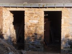 Création de deux ouvertures dans un mur en pierrres
