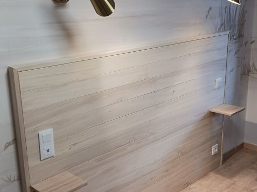 Fabrication d'une tête de lit + installation électrique blindée