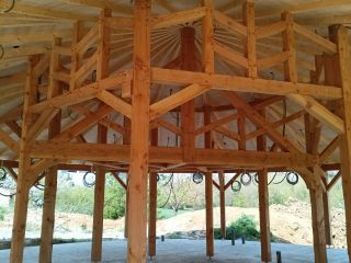 MAISON RONDE EN PAILLE