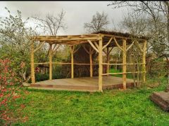 Pergola-Guingette en châtaignier