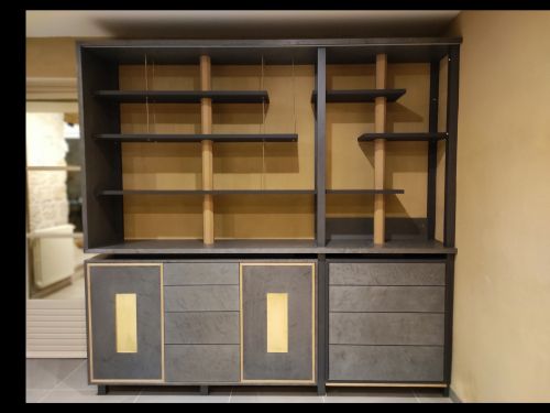 Bibliothèque en érable sycomore gris