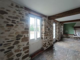 Enduit intérieur à pierre-vue, chaux-sable