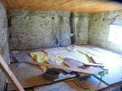 Réaménagement d'une maison ancienne en Pisé