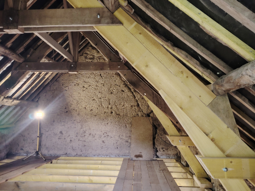 Remplacement d'un arbalétrier en place.