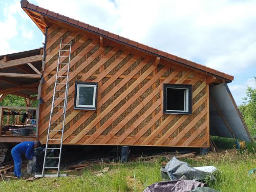 MOB isolé en paille - Isolation paille et enduit terre