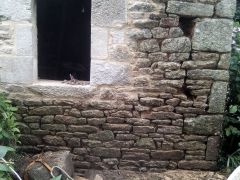 Agrandissement d'une fenêtre en pierre et consolidation de maçonnerie