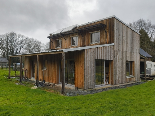Electricité bio-compatible maison en bois