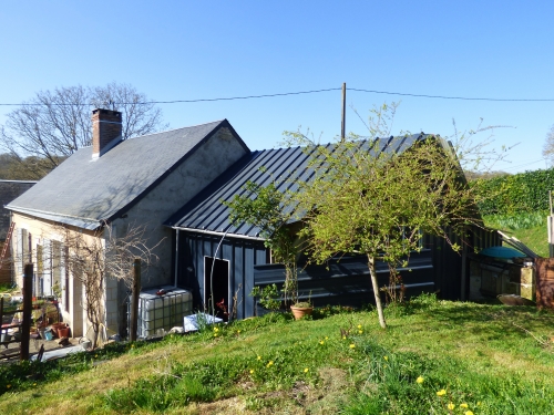 Réhabilitation d'un petit hangar agricole (en cours)
