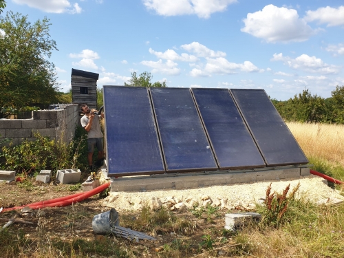 Installation de panneaux solaires thermiques