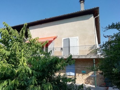 Restauration de façades sur un bâti en pisé