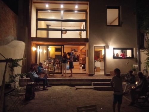 Maison individuelle écologique en centre ville de Marseille - bois et terre crue