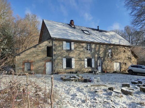Humidité dans le Bâti Ancien : Comprends, Diagnostique, Agis